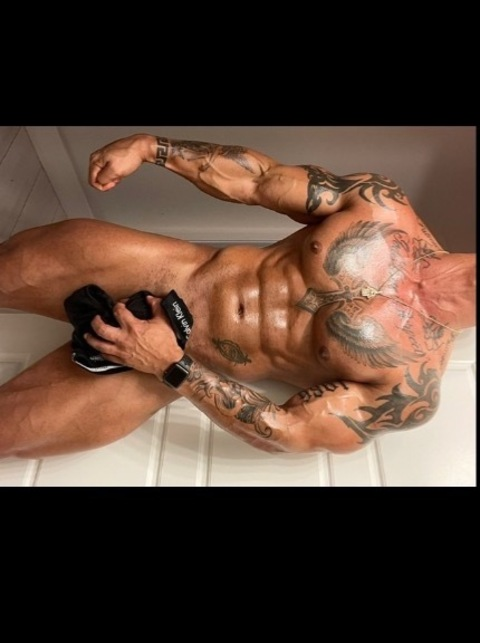 alainfitness onlyfans leaked picture 1