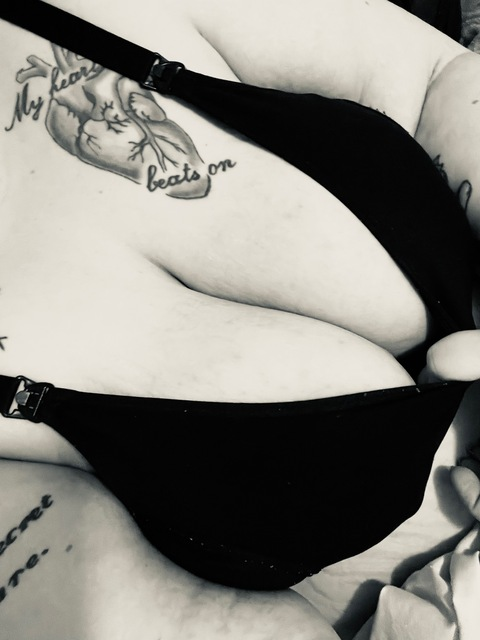 bbwbri05 onlyfans leaked picture 1