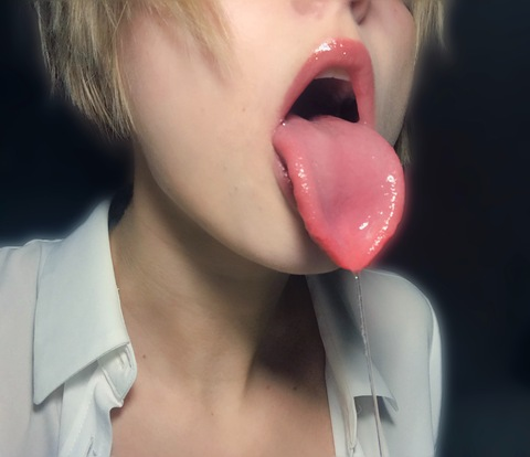 cherry.tongue onlyfans leaked picture 1