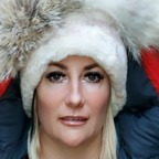 View chrissiechandler (Chrissie Chandler) OnlyFans 235 Photos and 32 Videos for free 

 profile picture