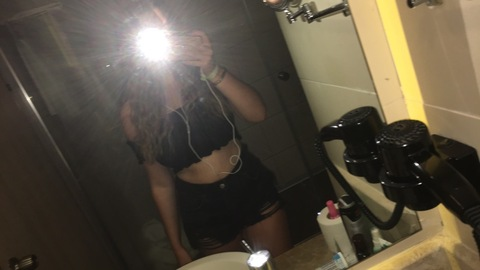 dani3703 onlyfans leaked picture 1