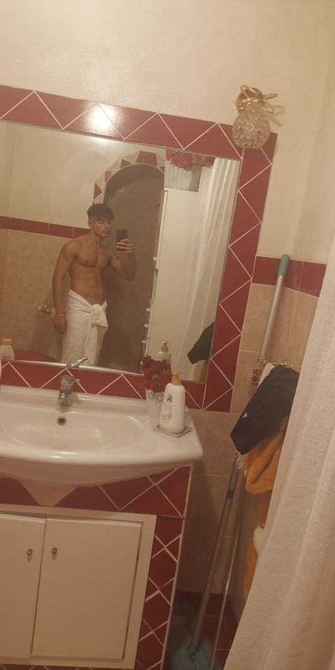 dzasmodeo onlyfans leaked picture 1