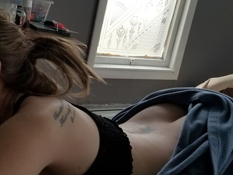 elusivelgndrybtch onlyfans leaked picture 1