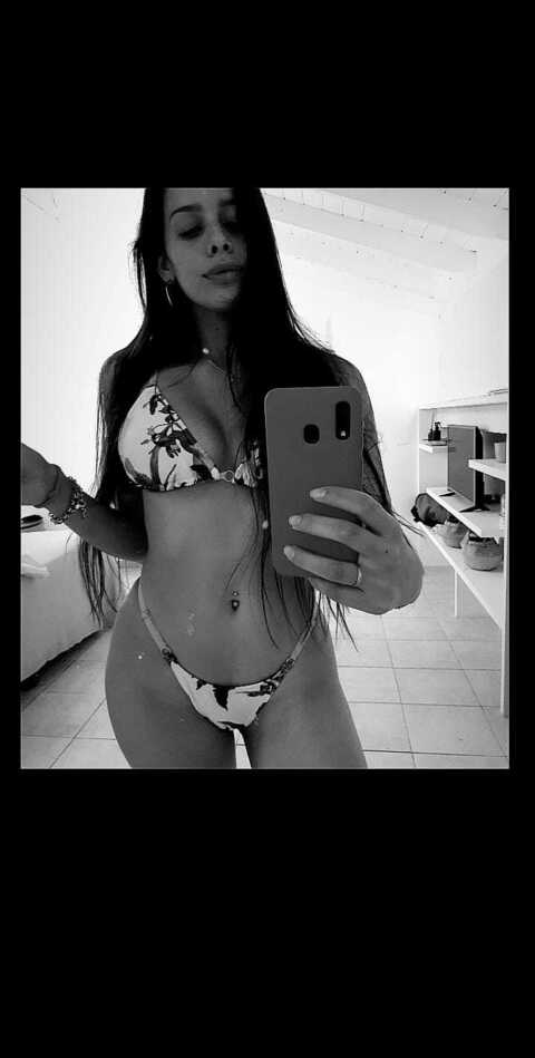 funnygirl4 onlyfans leaked picture 1