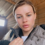 View lucyybc (Lucy Brett) OnlyFans 49 Photos and 32 Videos leaked 

 profile picture