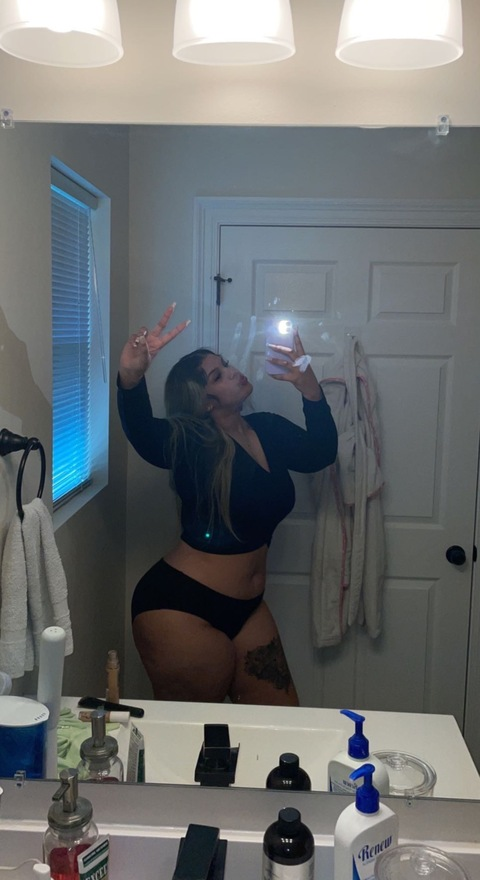 maddieangelle2.0 onlyfans leaked picture 1