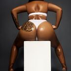 miamonopoli (mia) OnlyFans Leaks 

 profile picture