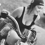 View MirandaRae (mirandaraee) OnlyFans 49 Photos and 32 Videos for free 

 profile picture