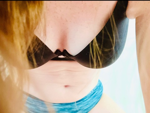 my_redhead_sweetie onlyfans leaked picture 1