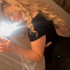 View queendc99 (queenD🥰) OnlyFans 49 Photos and 32 Videos for free 

 profile picture