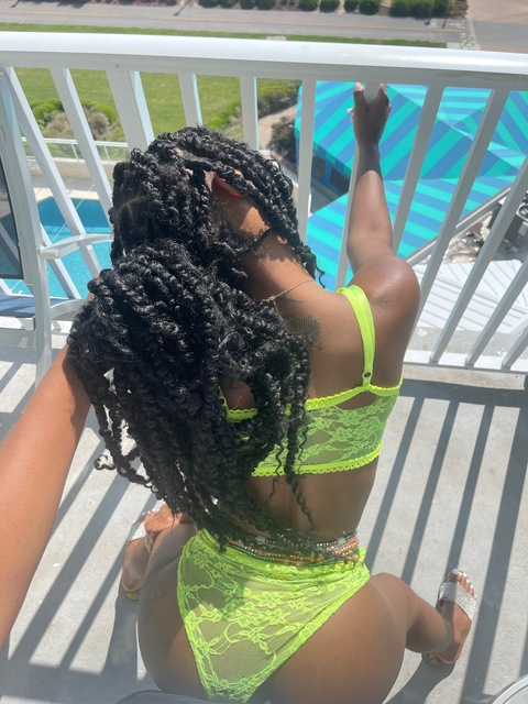 rebelroxx1 onlyfans leaked picture 1