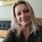 View robotchick OnlyFans content for free 

 profile picture