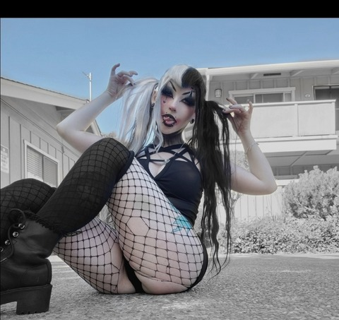 salty.siren onlyfans leaked picture 1