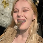 View smokingfabi (smokingfabi) OnlyFans 112 Photos and 33 Videos for free 

 profile picture