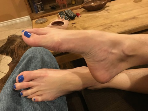 susanssassyfeet onlyfans leaked picture 1