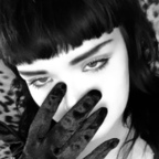 View sylviadream (Sylvia Dream) OnlyFans 164 Photos and 32 Videos gallery 

 profile picture