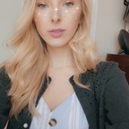 View tpink95 (taylor pink) OnlyFans 381 Photos and 66 Videos gallery 

 profile picture