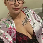 View Babygirl😝 (u235567970) OnlyFans 103 Photos and 32 Videos for free 

 profile picture