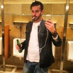 View vfaulk464 (Tdizzle464) OnlyFans 49 Photos and 32 Videos gallery 

 profile picture