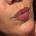 wife_curves (Holly) OnlyFans Leaked Videos and Pictures 

 profile picture