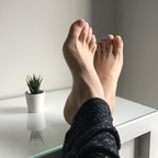 xoxolovelyfeet onlyfans leaked picture 1